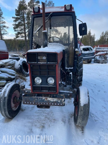 1985 CASE IH 685 - Trator: foto 1 1985 CASE IH 685 - Trator: foto 1