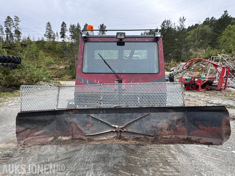 1985 Iller D-200 beltevogn - Prepareringsmaskin / løypemaskin /tråkkemaskin - Equipamento de construção: foto 2 1985 Iller D-200 beltevogn - Prepareringsmaskin / løypemaskin /tråkkemaskin - Equipamento de construção: foto 2