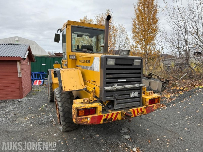 1994 Volvo L70B Hjullaster - Skuff - HK - 16812T - Pá carregadora de rodas: foto 4 1994 Volvo L70B Hjullaster - Skuff - HK - 16812T - Pá carregadora de rodas: foto 4