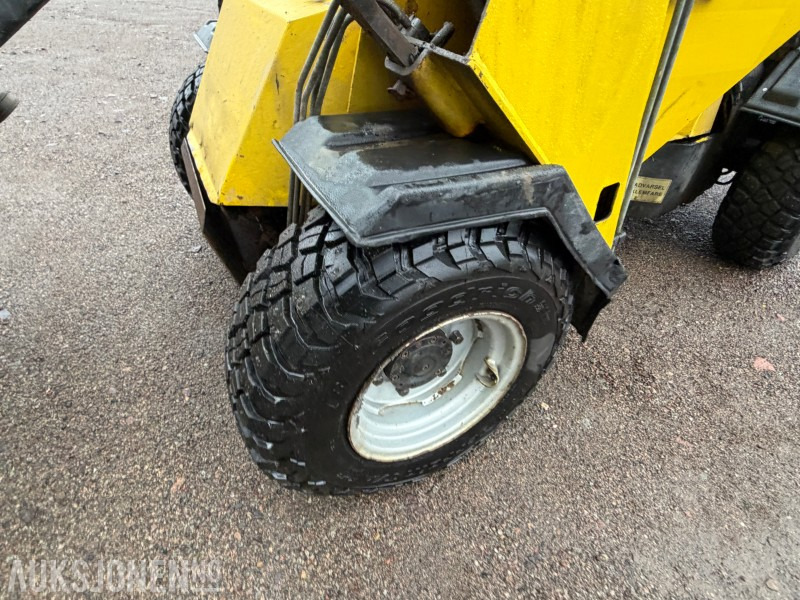 Mini pá carregadora 1996 Wille P504-T hjullaster - Snøfres - Universalskuffe - Sommerdekk/vinterdekk: foto 28 Mini pá carregadora 1996 Wille P504-T hjullaster - Snøfres - Universalskuffe - Sommerdekk/vinterdekk: foto 28