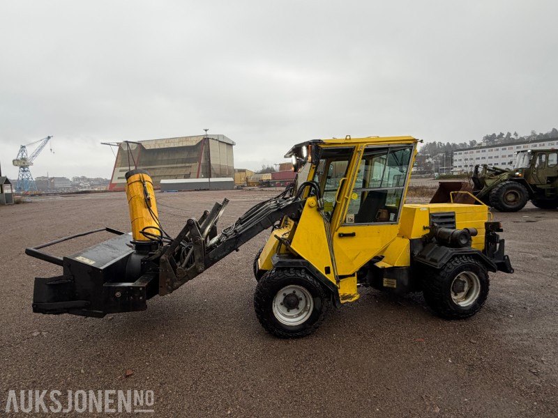 1996 Wille P504-T hjullaster - Snøfres - Universalskuffe - Sommerdekk/vinterdekk - Mini pá carregadora: foto 2 1996 Wille P504-T hjullaster - Snøfres - Universalskuffe - Sommerdekk/vinterdekk - Mini pá carregadora: foto 2