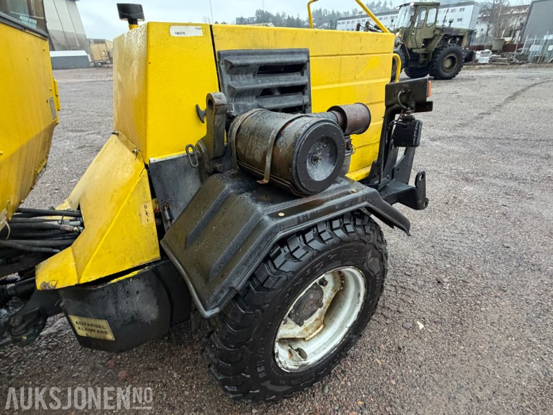 Mini pá carregadora 1996 Wille P504-T hjullaster - Snøfres - Universalskuffe - Sommerdekk/vinterdekk: foto 38 Mini pá carregadora 1996 Wille P504-T hjullaster - Snøfres - Universalskuffe - Sommerdekk/vinterdekk: foto 38