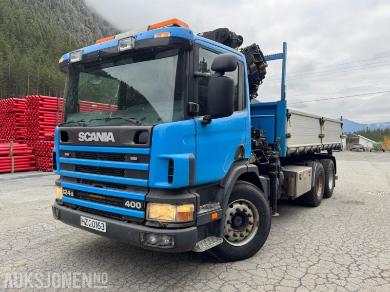 1997 Scania P124 400 kranbil med 3-veis tipp og klype - Camião grua: foto 2 1997 Scania P124 400 kranbil med 3-veis tipp og klype - Camião grua: foto 2