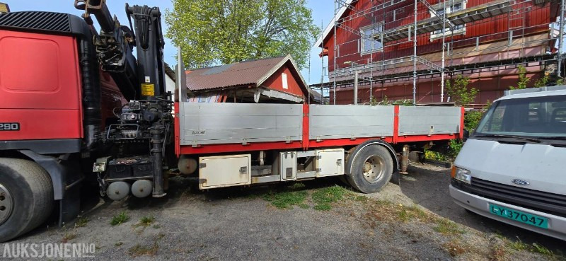 1999 Volvo FM7 42R 4X2 Reparasjonsobjekt Hiab 195-4 - Camião grua: foto 4 1999 Volvo FM7 42R 4X2 Reparasjonsobjekt Hiab 195-4 - Camião grua: foto 4
