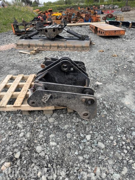 2 stk ABL hurtigfester for CAT 966/972 - Equipamento de construção: foto 1 2 stk ABL hurtigfester for CAT 966/972 - Equipamento de construção: foto 1