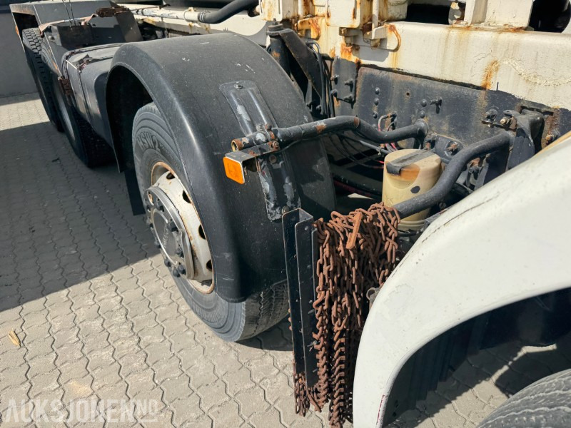 Camião betoneira 2000 Scania P-serie Betongbil P114CB 8X4: foto 12