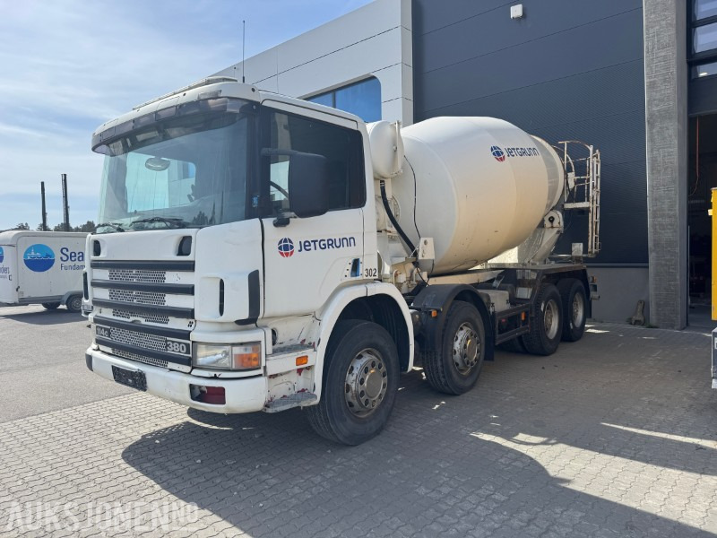 2000 Scania P-serie Betongbil P114CB 8X4 - Camião betoneira: foto 1 2000 Scania P-serie Betongbil P114CB 8X4 - Camião betoneira: foto 1