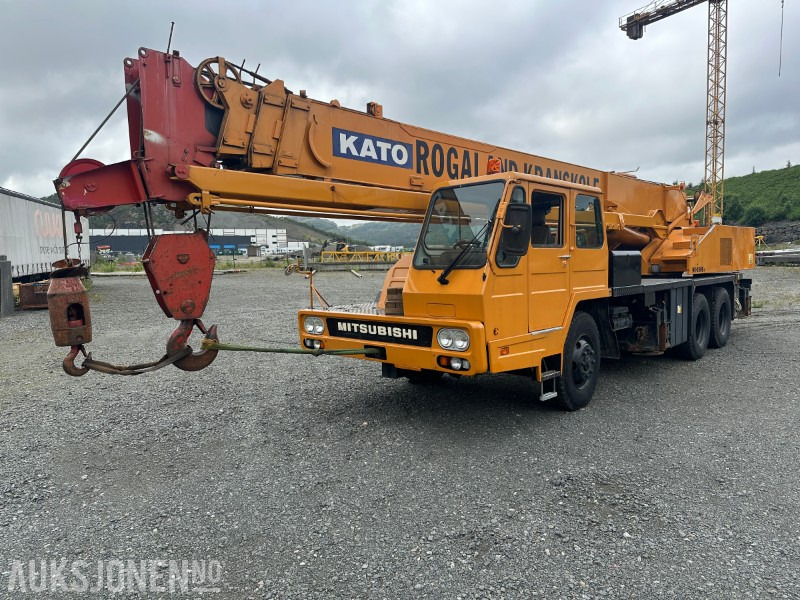 2001 Kato NK 250E-V - Guindaste: foto 1 2001 Kato NK 250E-V - Guindaste: foto 1