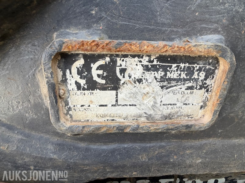 Escavadeira 2004 Komatsu PC210LC-7K Beltegraver - S70 - Graveskuff 103 cm: foto 11 Escavadeira 2004 Komatsu PC210LC-7K Beltegraver - S70 - Graveskuff 103 cm: foto 11