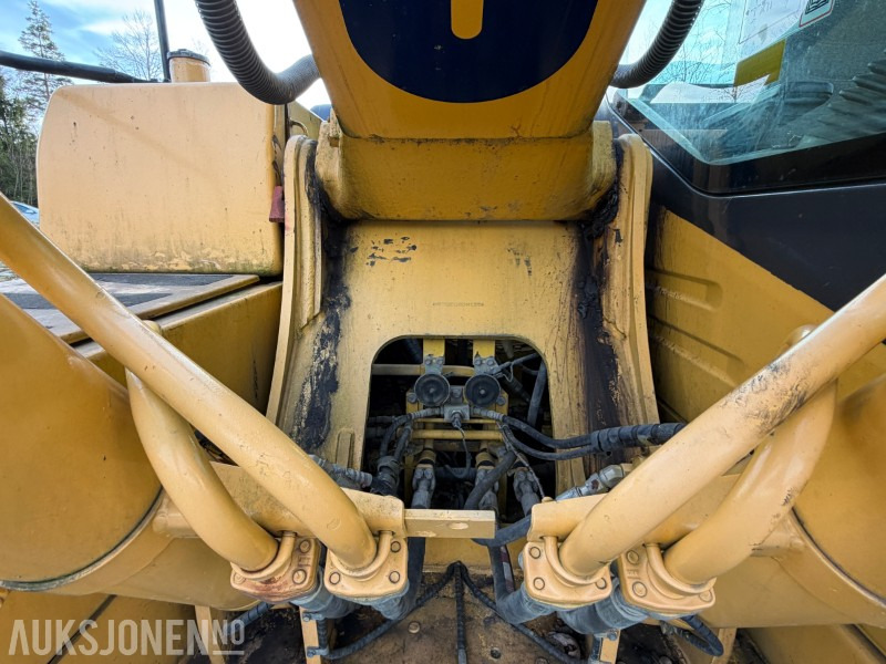 Escavadeira 2004 Komatsu PC210LC-7K Beltegraver - S70 - Graveskuff 103 cm: foto 32 Escavadeira 2004 Komatsu PC210LC-7K Beltegraver - S70 - Graveskuff 103 cm: foto 32