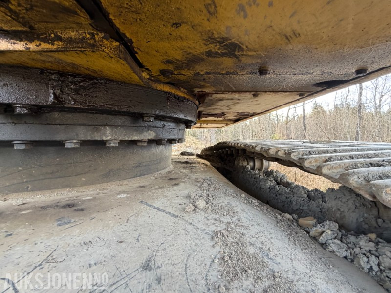 Escavadeira 2004 Komatsu PC210LC-7K Beltegraver - S70 - Graveskuff 103 cm: foto 37 Escavadeira 2004 Komatsu PC210LC-7K Beltegraver - S70 - Graveskuff 103 cm: foto 37