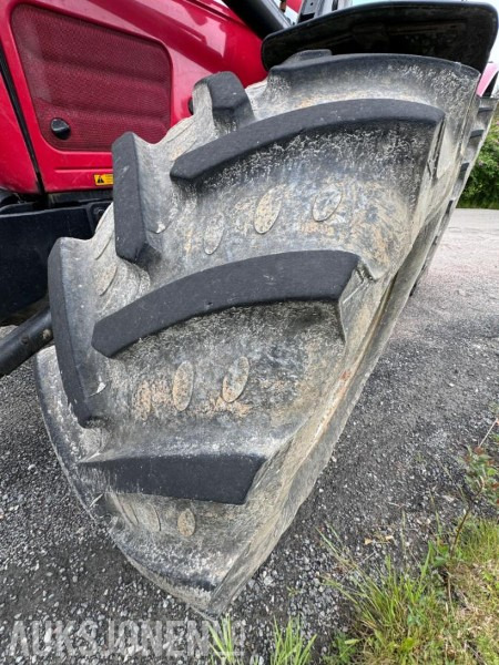 Trator 2004 Massey Ferguson 6480 Dynashift - Frontlaster med hydraulisk redskapslås - Fronthydraulikk - 40 km - Fjærende hytte - tredje funksjon: foto 11