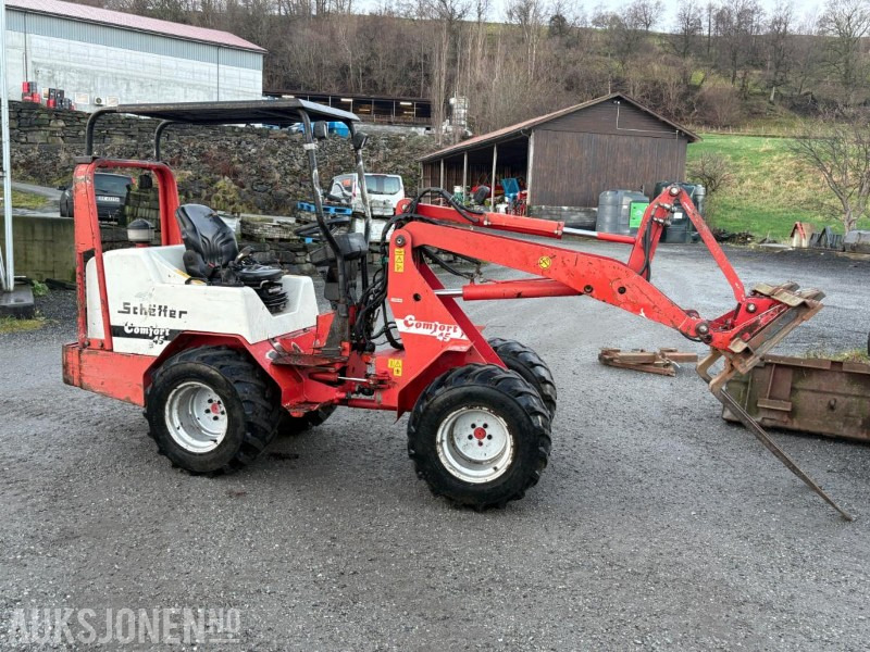 2004 Schäffer 3033S kompakt hjullaster med mye utstyr - Mini pá carregadora: foto 4 2004 Schäffer 3033S kompakt hjullaster med mye utstyr - Mini pá carregadora: foto 4