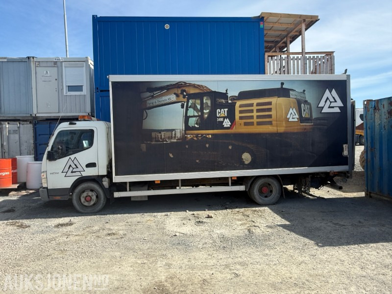 2006 Fuso Canter 7C14 Servicebil - REP-objekt - Bakløft - 260696 km - Camião furgão: foto 2 2006 Fuso Canter 7C14 Servicebil - REP-objekt - Bakløft - 260696 km - Camião furgão: foto 2