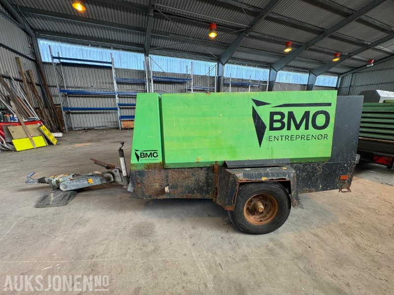 2006 Kaeser M121 tilhengermontert kompressor - Equipamento de construção: foto 2 2006 Kaeser M121 tilhengermontert kompressor - Equipamento de construção: foto 2