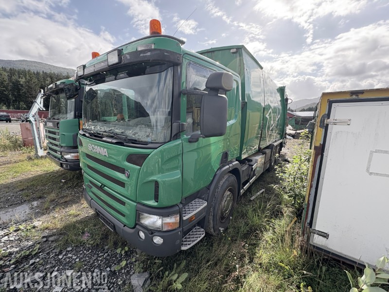 2006 Scania P380 2-kammers komprimatorbil - renovasjonsbil - bossbil - Caminhão de lixo: foto 1 2006 Scania P380 2-kammers komprimatorbil - renovasjonsbil - bossbil - Caminhão de lixo: foto 1
