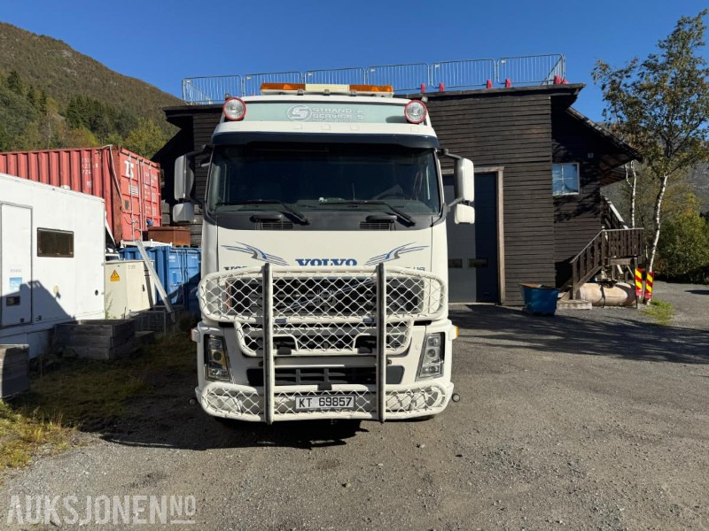 2006 Volvo FH-16 8X4 m/krokløft tridem - Camião polibenne: foto 2 2006 Volvo FH-16 8X4 m/krokløft tridem - Camião polibenne: foto 2