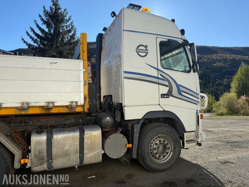 2006 Volvo FH-16 8X4 m/krokløft tridem - Camião polibenne: foto 5 2006 Volvo FH-16 8X4 m/krokløft tridem - Camião polibenne: foto 5