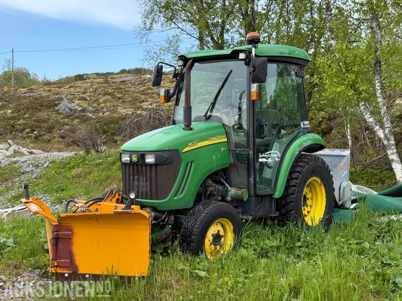 2007 John Deere 3520 - Frontlaster - MYE UTSTYR! - Trator: foto 1 2007 John Deere 3520 - Frontlaster - MYE UTSTYR! - Trator: foto 1