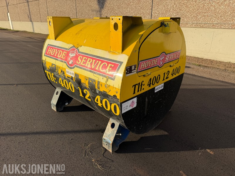 2008 Fuel Proof 990L Dieseltank m/Piusi 12V pumpe – UN-godkjent - Equipamento de construção: foto 1 2008 Fuel Proof 990L Dieseltank m/Piusi 12V pumpe – UN-godkjent - Equipamento de construção: foto 1