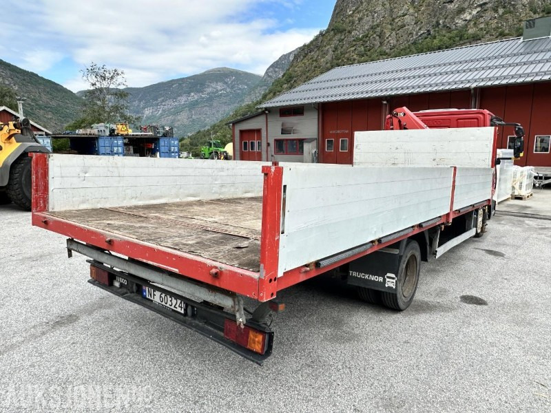 2008 Iveco ML 75E18 Planbil m/HC 50 kran, 273462km - Camião de caixa aberta/ Plataforma: foto 5 2008 Iveco ML 75E18 Planbil m/HC 50 kran, 273462km - Camião de caixa aberta/ Plataforma: foto 5