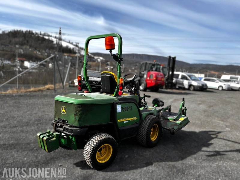 2008 John Deere 1565 Series II frontmontert gressklipper - Trator: foto 3 2008 John Deere 1565 Series II frontmontert gressklipper - Trator: foto 3