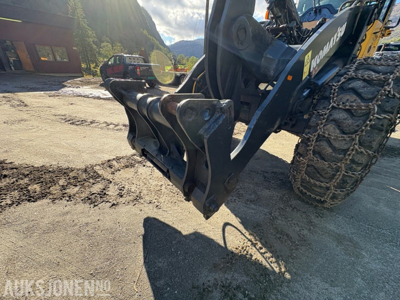 2008 Komatsu WA320-6 hjullaster - KUN 3 754 timer - Pá carregadora de rodas: foto 5 2008 Komatsu WA320-6 hjullaster - KUN 3 754 timer - Pá carregadora de rodas: foto 5