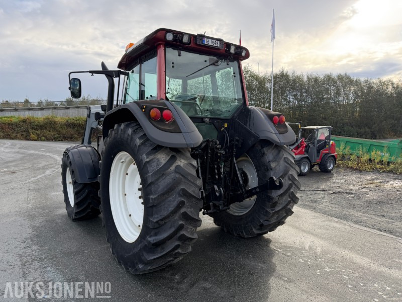 2008 Valtra T-180 Traktor med frontlaster / 1362 timer - Trator: foto 3 2008 Valtra T-180 Traktor med frontlaster / 1362 timer - Trator: foto 3