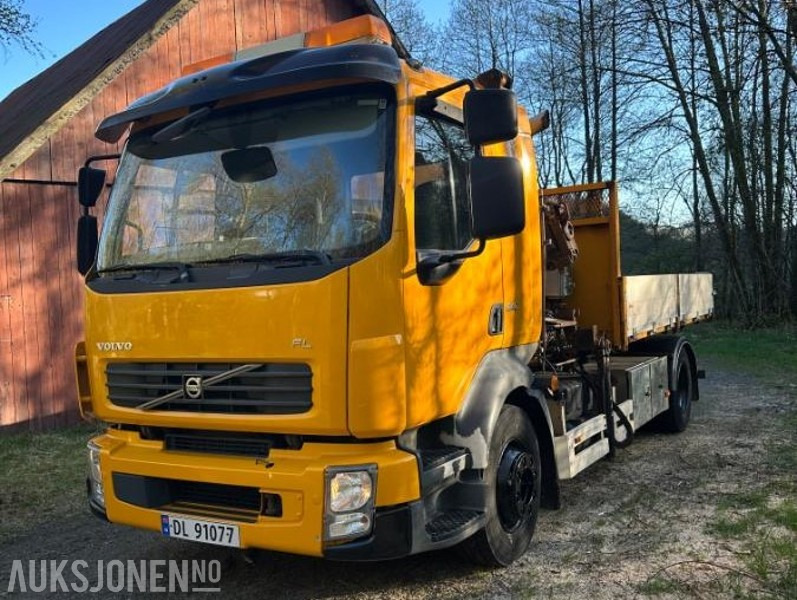 2008 Volvo FL-240 Kranbil med Tipp EU OK NY SERVICE SKRIVERKONTROLL - Camião grua: foto 1 2008 Volvo FL-240 Kranbil med Tipp EU OK NY SERVICE SKRIVERKONTROLL - Camião grua: foto 1