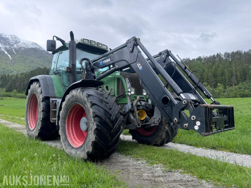 2011 Fendt 718 Vario - Frontlaster - Front hydraulikk - PTO foran - 50 km/t - Trator: foto 3 2011 Fendt 718 Vario - Frontlaster - Front hydraulikk - PTO foran - 50 km/t - Trator: foto 3