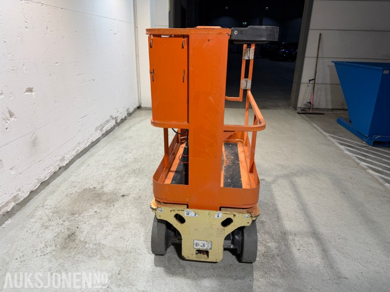 2011 JLG 1230ES Elektrisk mastelift med 5,6 m arbeidshøyde - Plataforma aérea: foto 3 2011 JLG 1230ES Elektrisk mastelift med 5,6 m arbeidshøyde - Plataforma aérea: foto 3