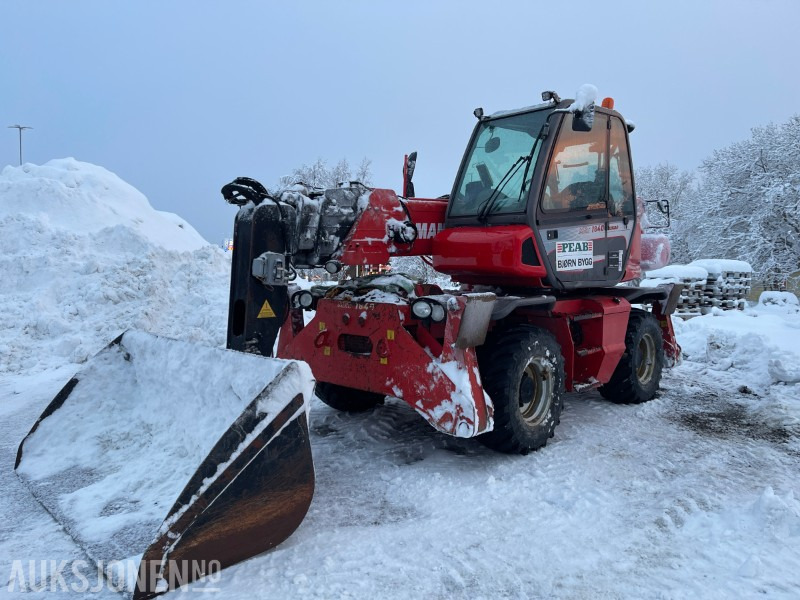 2011 Manitou Easy MRT 1840 Teleskoptruck med sving på hytte, 7368 timer - Empilhador telescópico: foto 1 2011 Manitou Easy MRT 1840 Teleskoptruck med sving på hytte, 7368 timer - Empilhador telescópico: foto 1