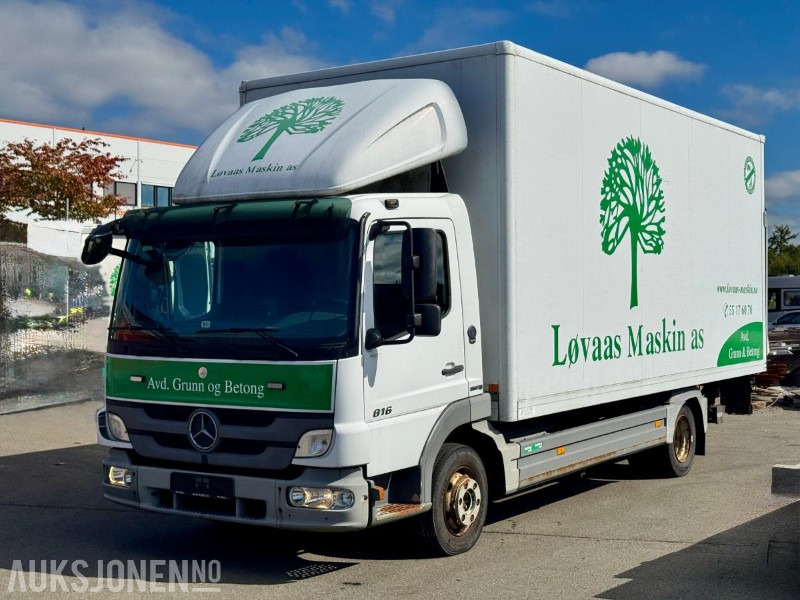 2011 Mercedes-Benz ATEGO Skapbil - Km: 204438 - Camião furgão: foto 1 2011 Mercedes-Benz ATEGO Skapbil - Km: 204438 - Camião furgão: foto 1