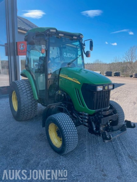 2012 John Deere 4720 traktor / 3.892 timer / Bakrutepusser / - Trator: foto 3 2012 John Deere 4720 traktor / 3.892 timer / Bakrutepusser / - Trator: foto 3