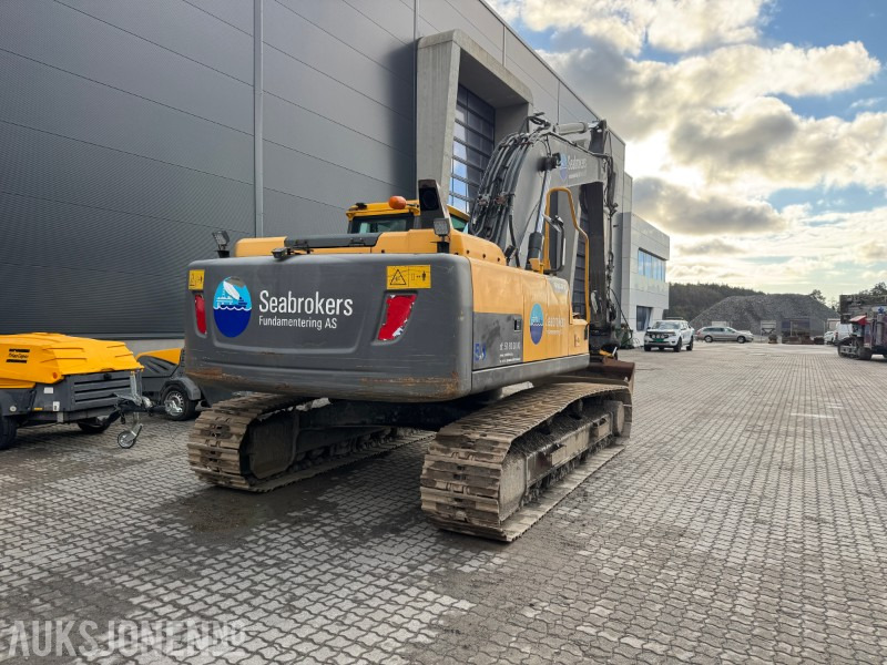 2012 Volvo EC220DL Beltegraver - Gravemaskin - Engcon Tiltrotator - Escavadeira: foto 3 2012 Volvo EC220DL Beltegraver - Gravemaskin - Engcon Tiltrotator - Escavadeira: foto 3