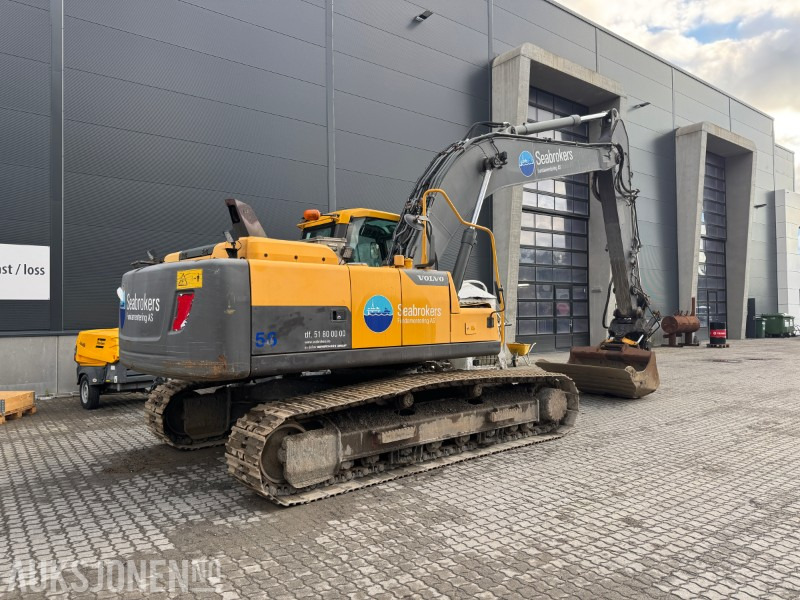 2012 Volvo EC220DL Beltegraver - Gravemaskin - Engcon Tiltrotator - Escavadeira: foto 2 2012 Volvo EC220DL Beltegraver - Gravemaskin - Engcon Tiltrotator - Escavadeira: foto 2