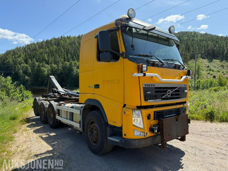2012 Volvo FH540 8x4 brøyterigget Krokbil rep objekt - Camião polibenne: foto 3 2012 Volvo FH540 8x4 brøyterigget Krokbil rep objekt - Camião polibenne: foto 3