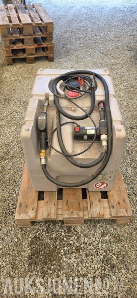 2013 Cemo DT Mobil-Easy 200 liter 12v diesel tank. 25 kg. - Equipamento de construção: foto 3 2013 Cemo DT Mobil-Easy 200 liter 12v diesel tank. 25 kg. - Equipamento de construção: foto 3