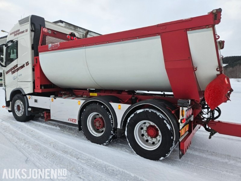 2013 Volvo FH16 750 - 6x2 med henger - Brøyterigget - Boggiløft - Tipphenger - EU godkjent - Euro5 - Camião basculante: foto 5 2013 Volvo FH16 750 - 6x2 med henger - Brøyterigget - Boggiløft - Tipphenger - EU godkjent - Euro5 - Camião basculante: foto 5