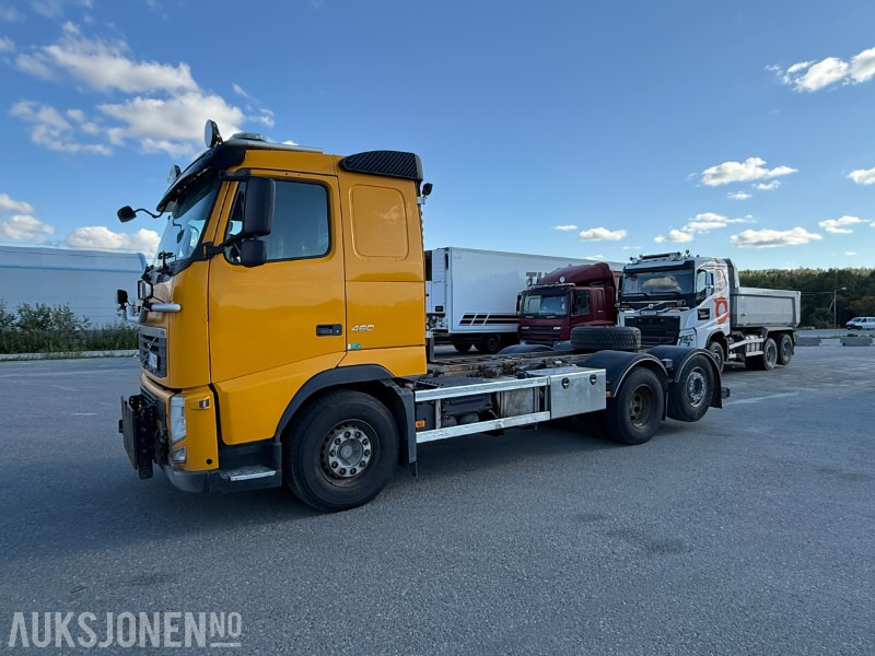 2013 Volvo FH460 6X2 Chassis - Brøyterigget - VBG - 373296KM - Camião chassi: foto 2 2013 Volvo FH460 6X2 Chassis - Brøyterigget - VBG - 373296KM - Camião chassi: foto 2