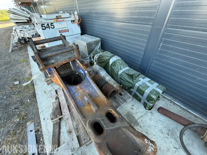 2014 Furukawa FXJ-375 dele-hammer - Equipamento de construção: foto 5 2014 Furukawa FXJ-375 dele-hammer - Equipamento de construção: foto 5