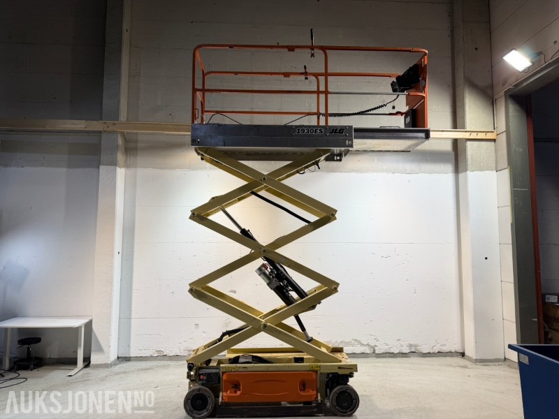2014 JLG 1930 ES sakselift med arbeidshøyde på 7,8 meter - Plataforma aérea: foto 2 2014 JLG 1930 ES sakselift med arbeidshøyde på 7,8 meter - Plataforma aérea: foto 2