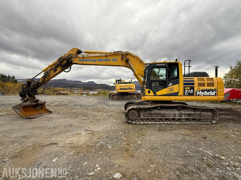 2014 Komatsu Hb 215-2 Gravemaskin - Leica GPS - Engcon Tilt - 7035T - Escavadeira: foto 2 2014 Komatsu Hb 215-2 Gravemaskin - Leica GPS - Engcon Tilt - 7035T - Escavadeira: foto 2