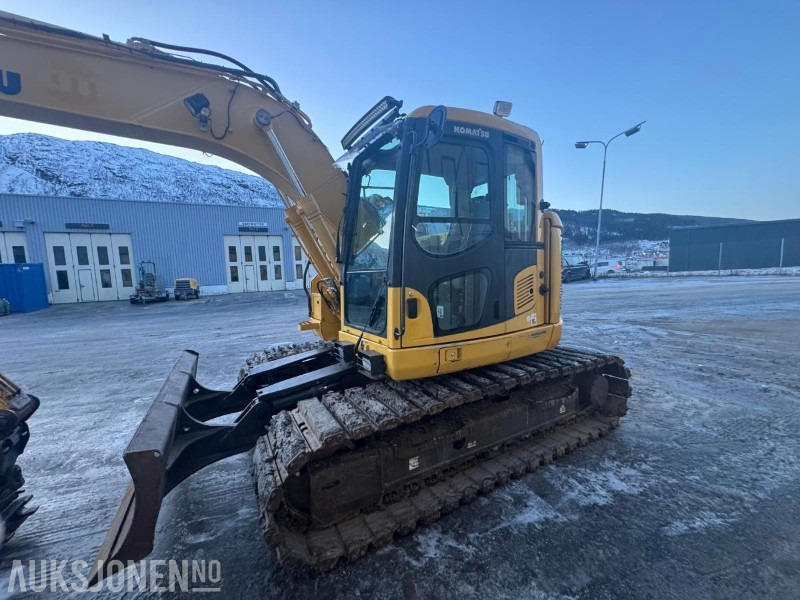 2014 Komatsu PC 138 US Gravemaskin med Oilquick og tiltrotator - Escavadeira: foto 5 2014 Komatsu PC 138 US Gravemaskin med Oilquick og tiltrotator - Escavadeira: foto 5