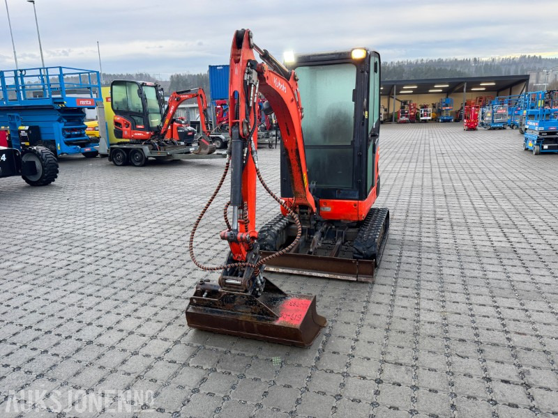 2014 Kubota KX019-4 minigraver - 4225 timer - Mini escavadeira: foto 2 2014 Kubota KX019-4 minigraver - 4225 timer - Mini escavadeira: foto 2
