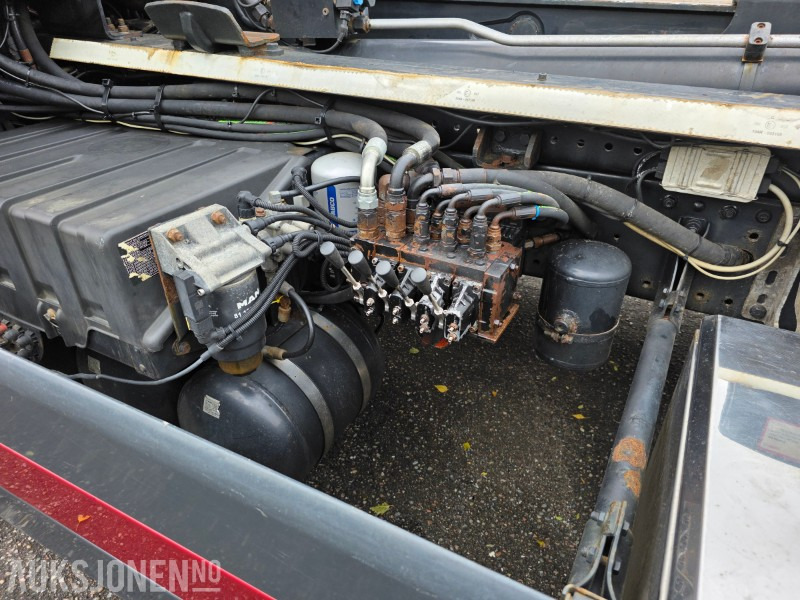 Locação financeira de 2014 MAN TGX 26.480 6X2-4 BL 18 T krok leveres med ny EU 2014 MAN TGX 26.480 6X2-4 BL 18 T krok leveres med ny EU: foto 9 Locação financeira de 2014 MAN TGX 26.480 6X2-4 BL 18 T krok leveres med ny EU 2014 MAN TGX 26.480 6X2-4 BL 18 T krok leveres med ny EU: foto 9