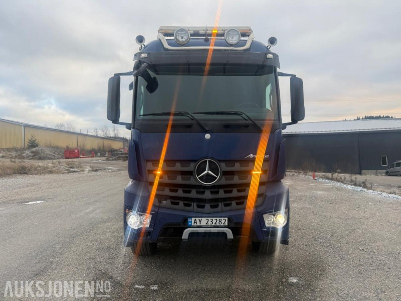 2014 Mercedes-Benz Arocs KROKBIL M/DUMPERKASSE EURO 6 SERVICEHISTORIKK NYLIG EU-GODKJENT 510HK - Camião polibenne: foto 4 2014 Mercedes-Benz Arocs KROKBIL M/DUMPERKASSE EURO 6 SERVICEHISTORIKK NYLIG EU-GODKJENT 510HK - Camião polibenne: foto 4