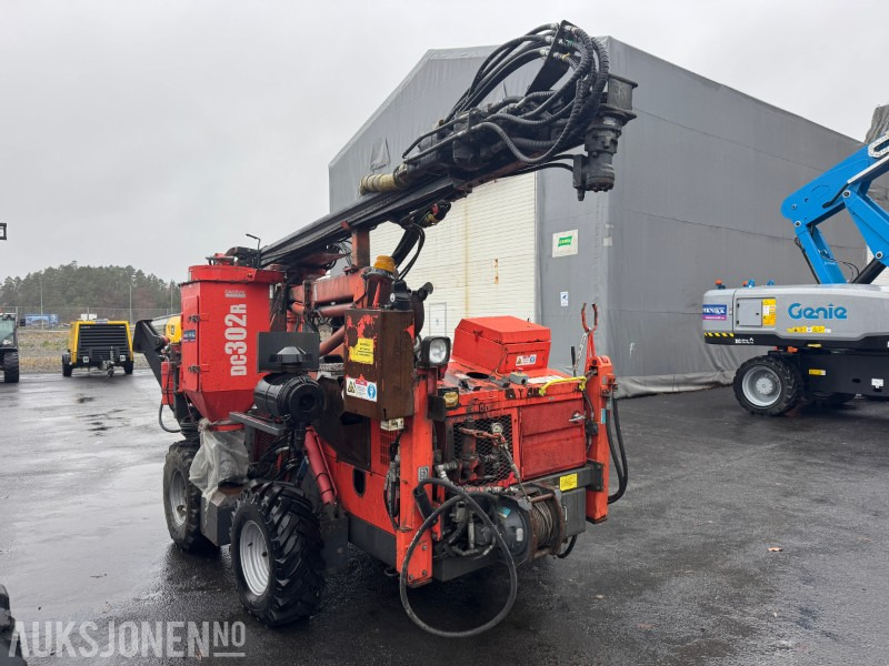 2014 Sandvik Tamrock DC302R borerigg - Máquina de perfuração: foto 4 2014 Sandvik Tamrock DC302R borerigg - Máquina de perfuração: foto 4