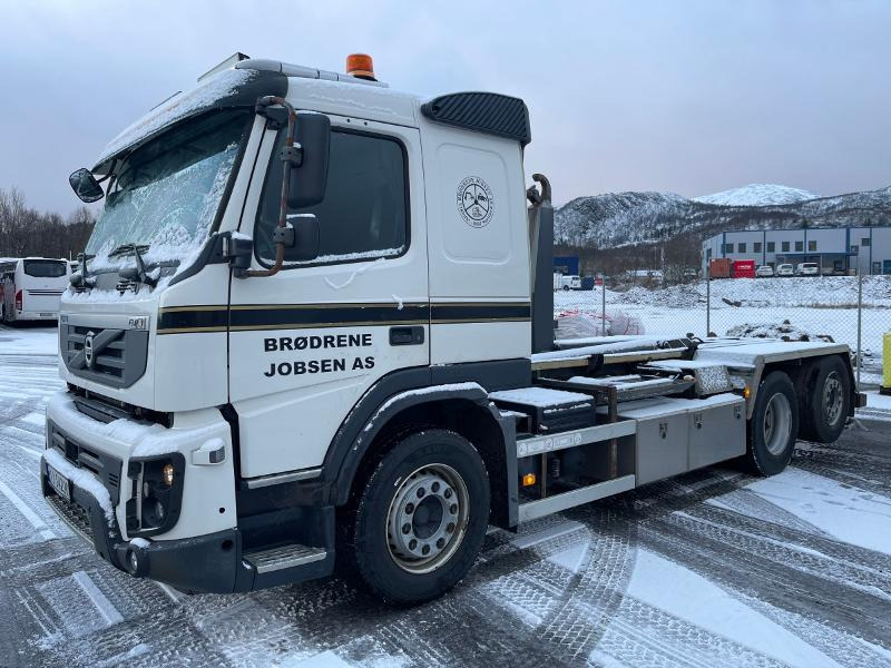 Camião polibenne 2014 Volvo FMX - Krokløft - 271811 km Godkjent som skolebil: foto 1