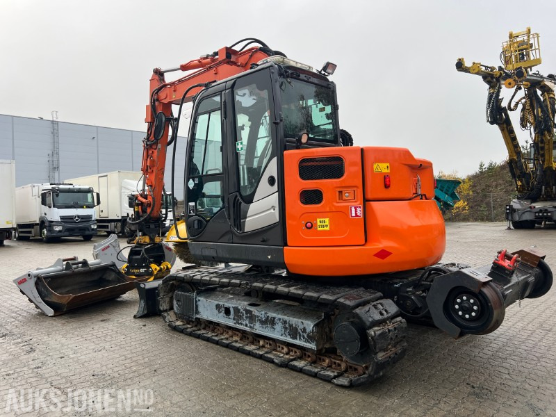 2015 Hitachi ZX-85-US-5 - Rail maskin med mye utstyr! - Escavadeira: foto 3 2015 Hitachi ZX-85-US-5 - Rail maskin med mye utstyr! - Escavadeira: foto 3